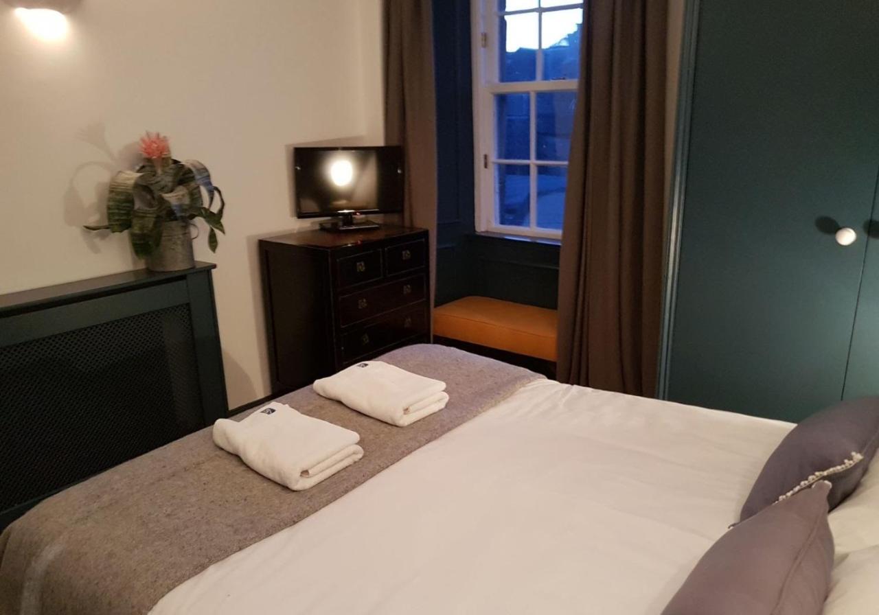 Thistle Suite City Centre Edimburgo Esterno foto