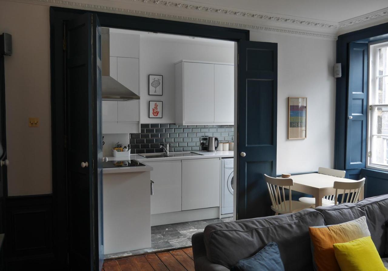 Thistle Suite City Centre Edimburgo Esterno foto